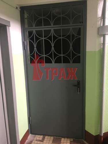 стальная решетчатая дверь в тамбур